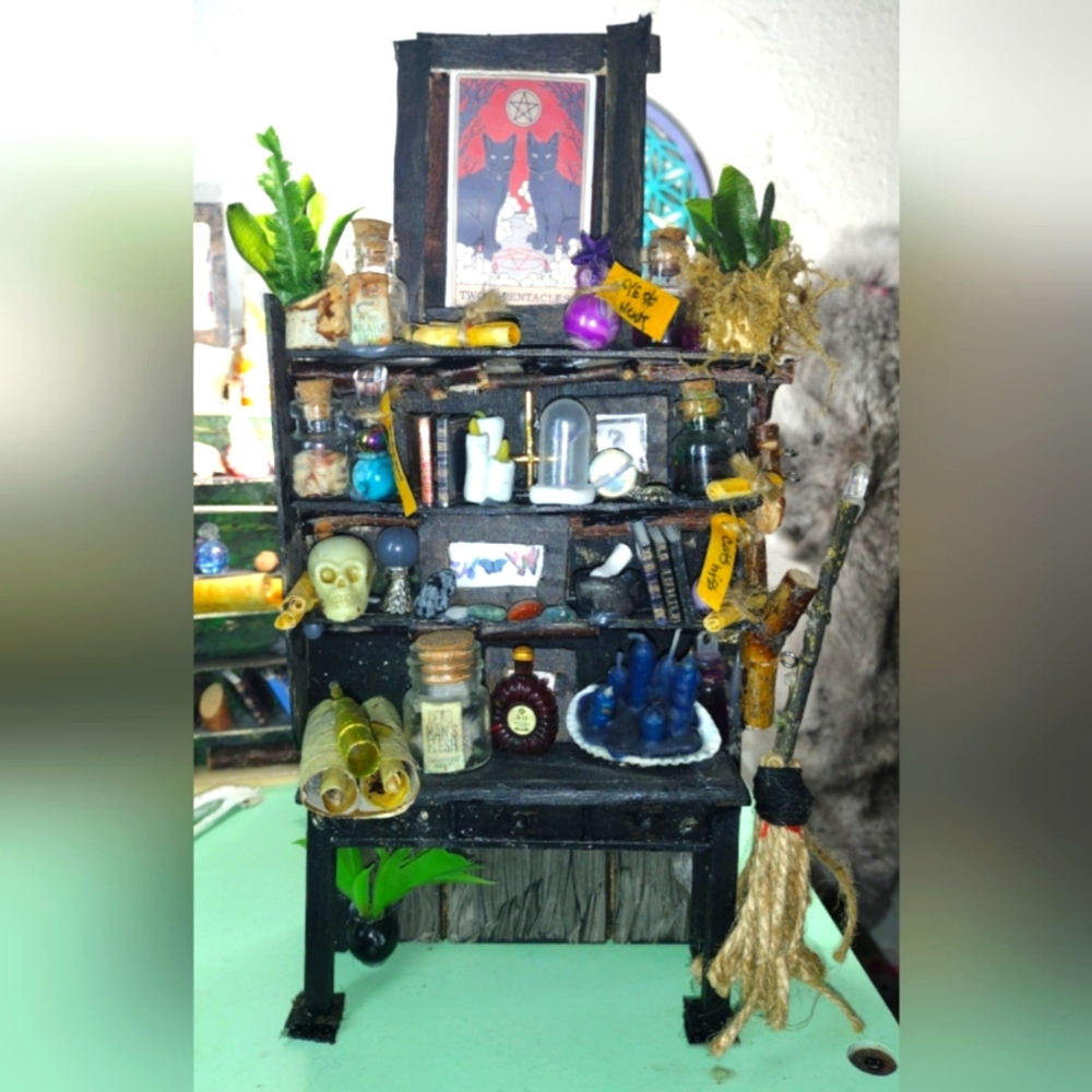 Mini witch apothecary